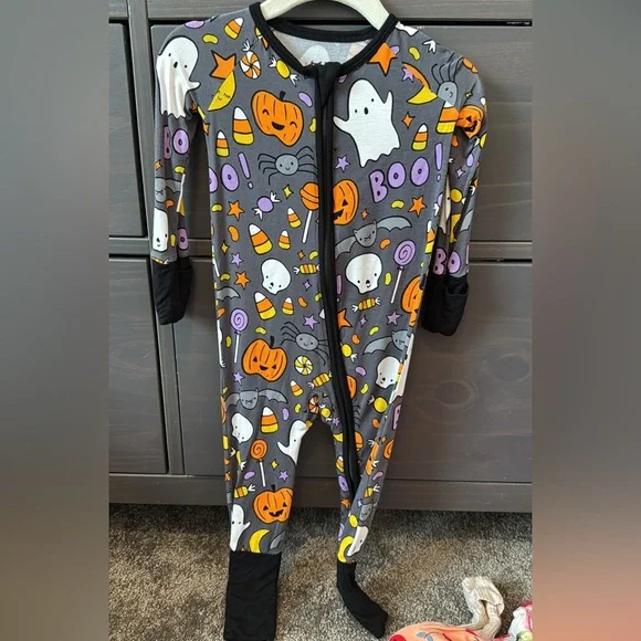 BUNDLE Halloween Little Sleepies - Picture 2 of 2